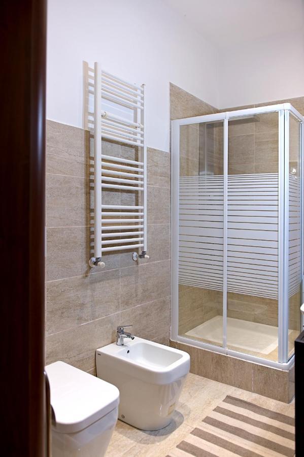 Casa Vacanze Alla Maison Fiumicino Buitenkant foto